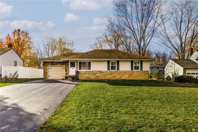 7450 Ranier Avenue, Boardman, OH - Photo 2