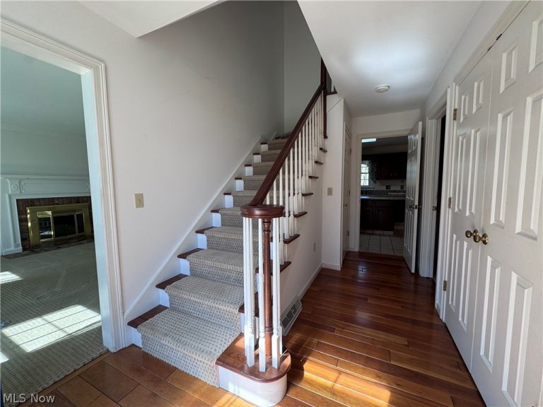 13566 Stoney Springs Drive, Chardon, OH - Photo 6