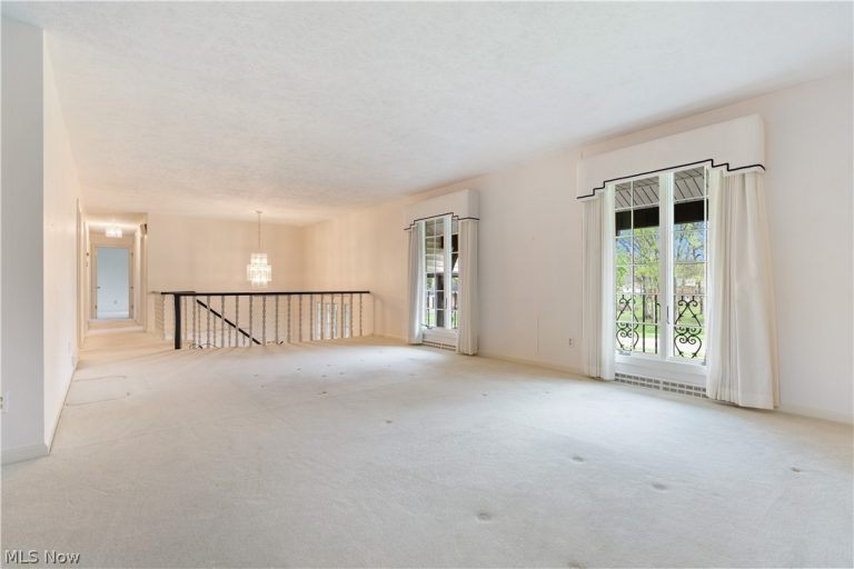 2240 Devonshire Drive, Canton, OH - Photo 4