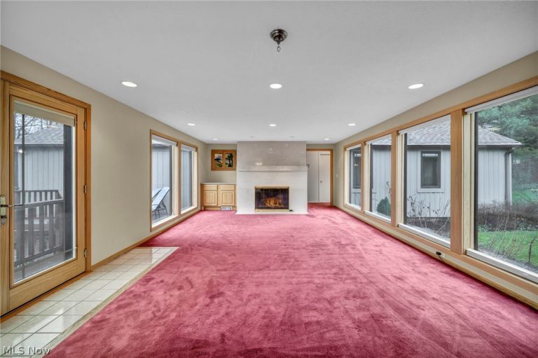 160 River Road, Hinckley, OH - Photo 8