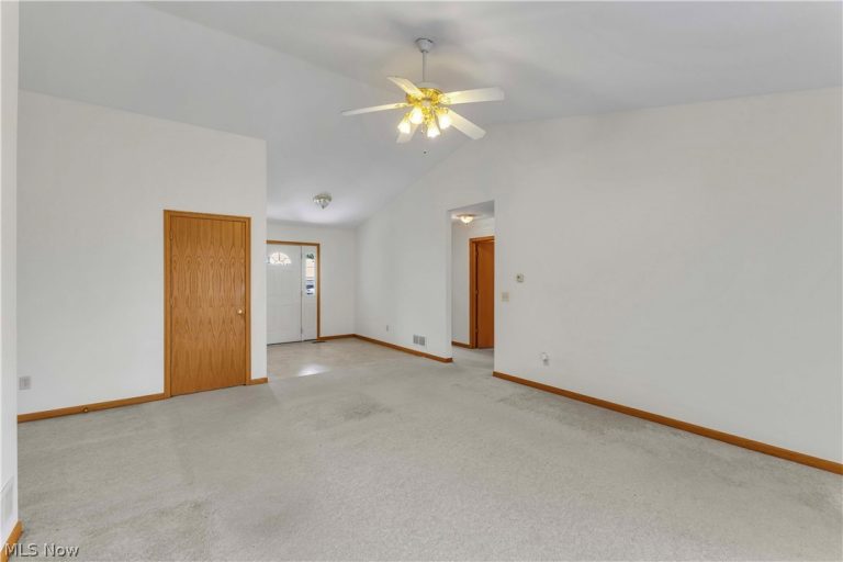 2122 Normandy Drive, Wooster, OH - Photo 8