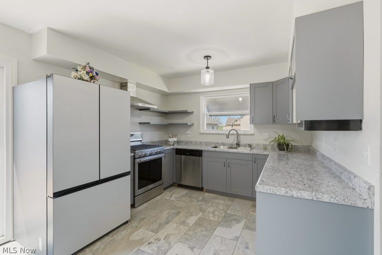 1762 Underwood Street, Cuyahoga Falls, OH - Photo 4