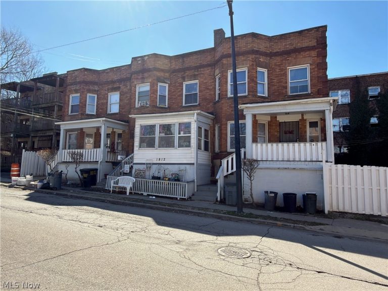 1812 Hastings Avenue, East Cleveland, OH, 44112