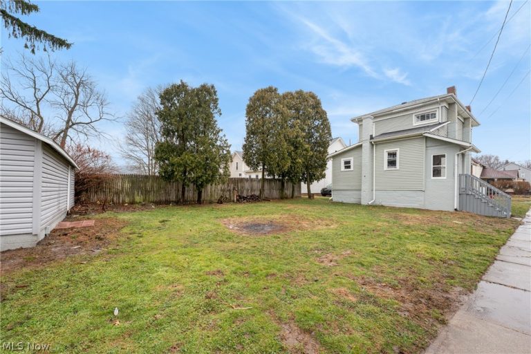 294 Plain Street, Magnolia, OH - Photo 6