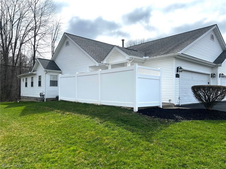3420 Orchard Court, Warren, OH - Photo 6