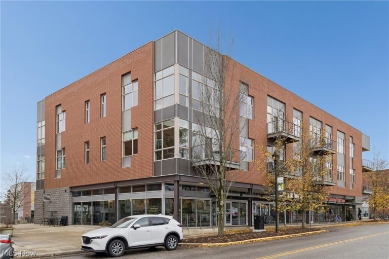 55 College Street #212, Oberlin, OH, 44074