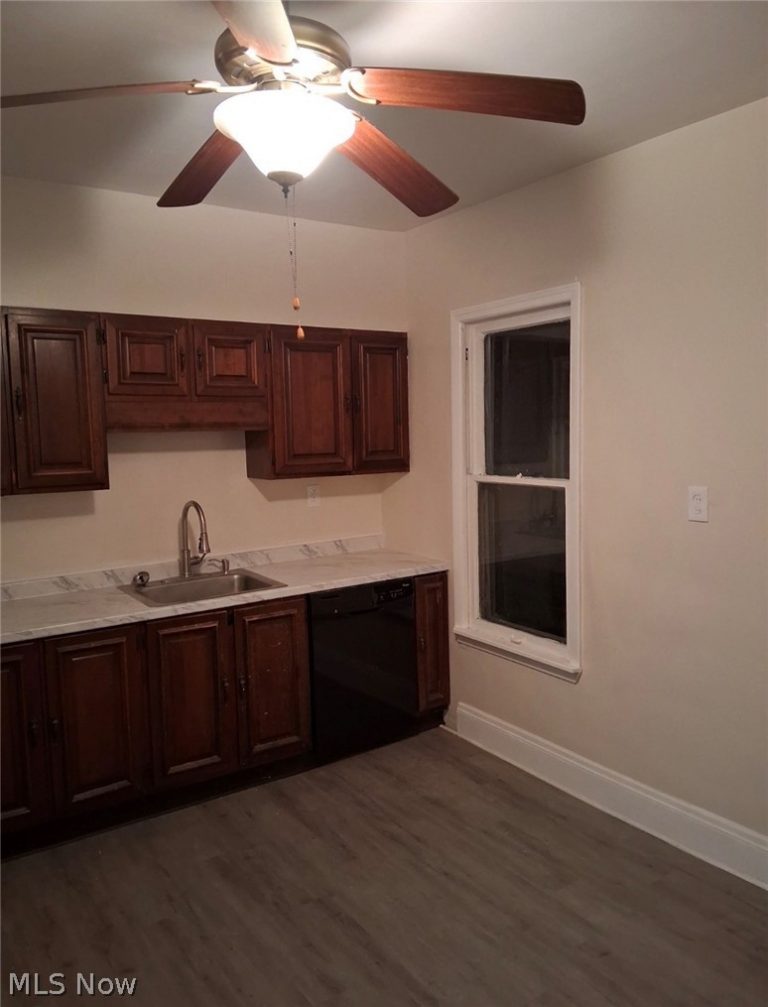 3640 47th Street, Cleveland, OH - Photo 3