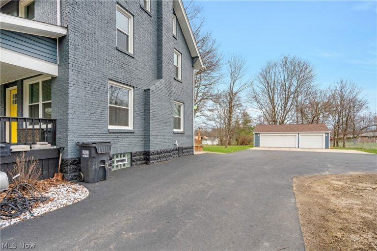 252 Indianola Road, Youngstown, OH - Photo 8