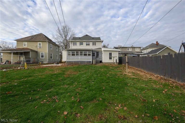 627 Wooster Avenue, Strasburg, OH - Photo 5