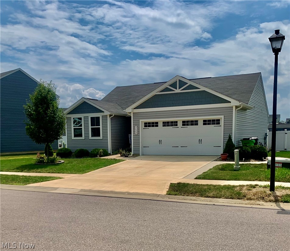 2608 Bishop Oval, Barberton, OH