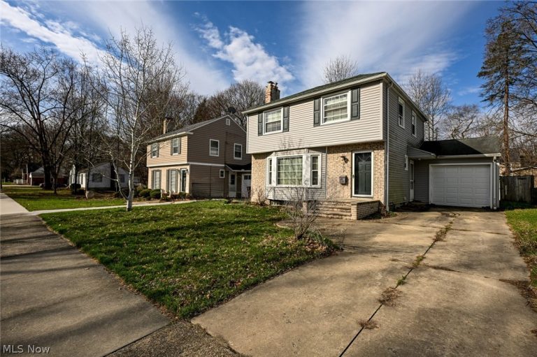 202 Westover Drive, Akron, OH - Photo 3