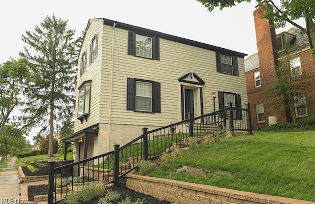 17707 Lomond Boulevard, Shaker Heights, OH - Photo 3