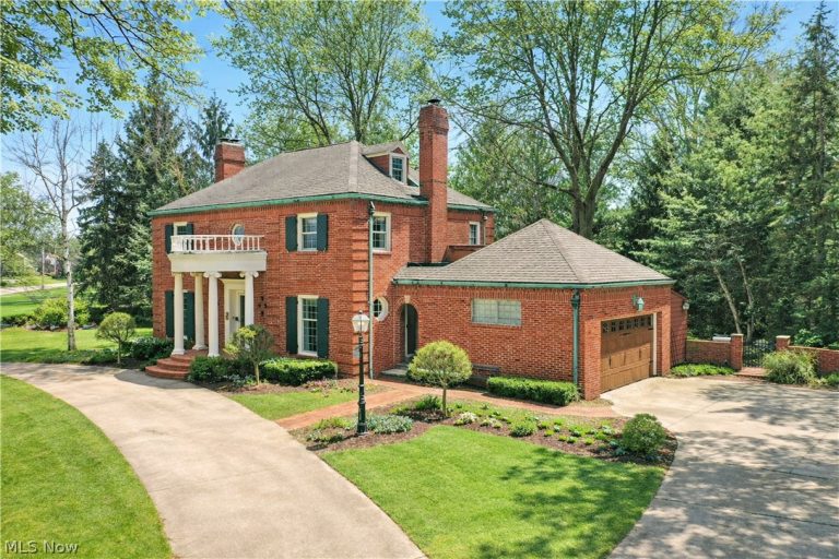 641 Fairway Drive, Warren, OH - Photo 2