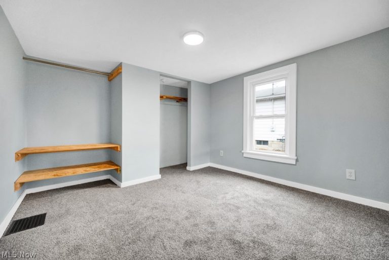 1099 Prospect Street, Barberton, OH - Photo 8