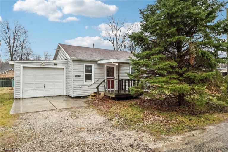 2302 Morningside Avenue, Ashtabula, OH - Photo 2