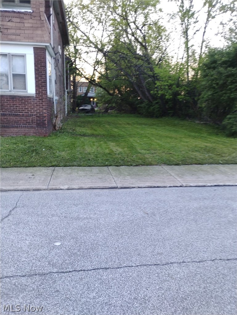 10809 Woodstock Boulevard, Cleveland, OH - Photo 3