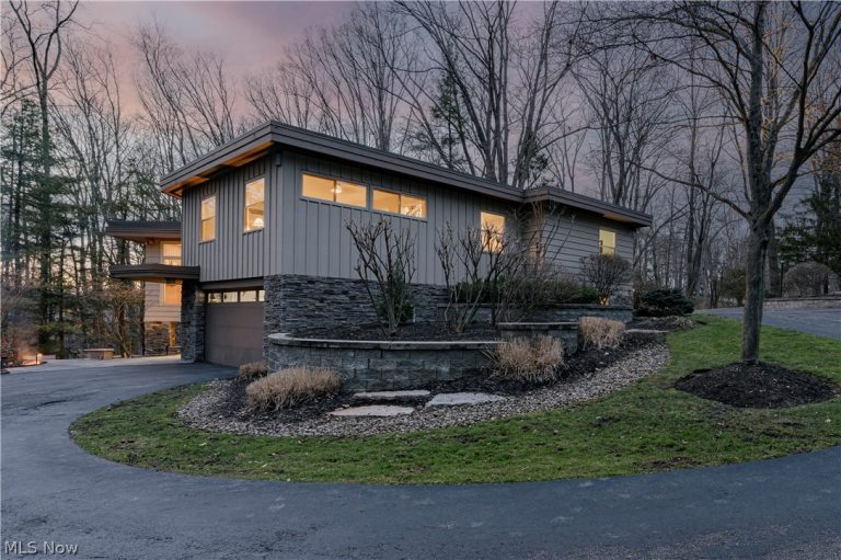 35 Skyline Drive, Moreland Hills, OH - Photo 4
