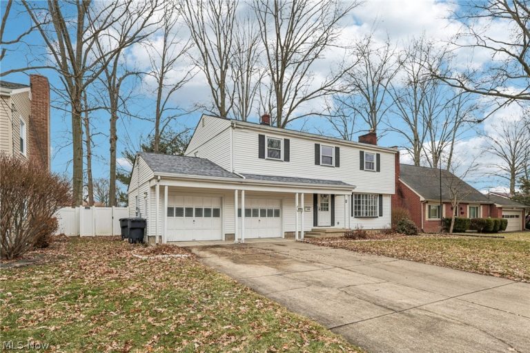 1682 Arthur Drive, Warren, OH - Photo 2