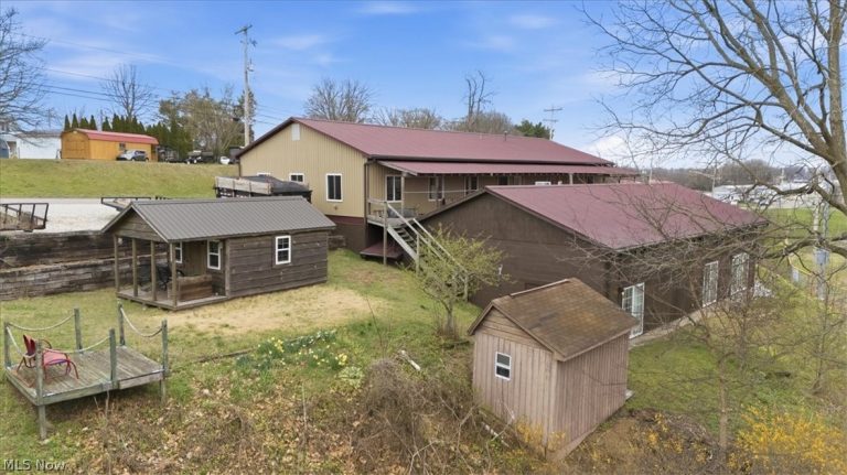 1515 Washington Blvd, Belpre, OH - Photo 3