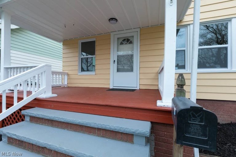 3720 Washington Park, Newburgh Heights, OH - Photo 3