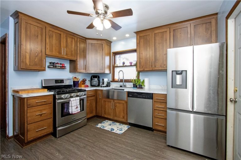 2874 Melrose Drive, Wooster, OH - Photo 6