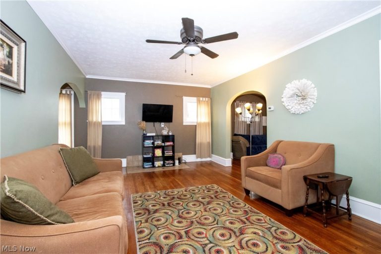 1311 Woodward Place, Canton, OH - Photo 4