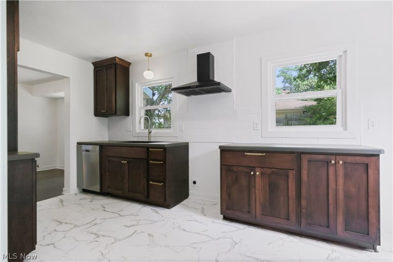 2430 Columbus Road, Wooster, OH - Photo 4