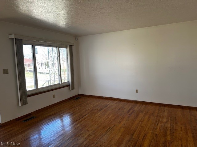 983 179 Street, Cleveland, OH - Photo 8