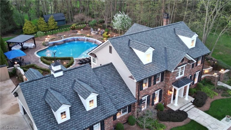 17221 Sagamore Road, Walton Hills, OH, 44146