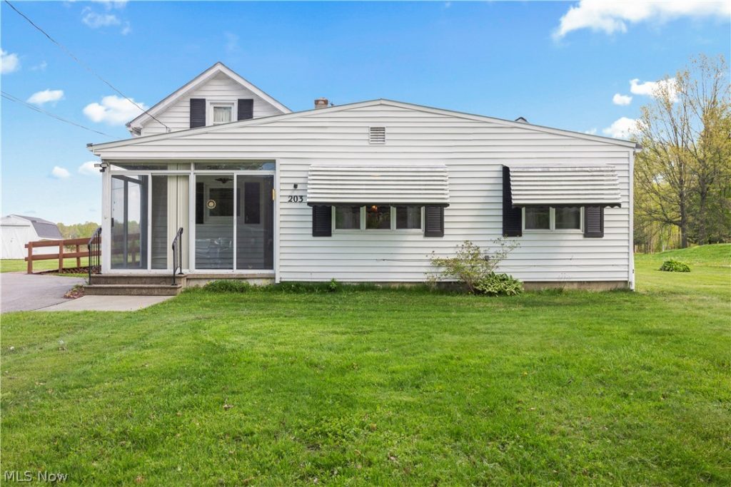203 Annis Road, South Amherst, OH