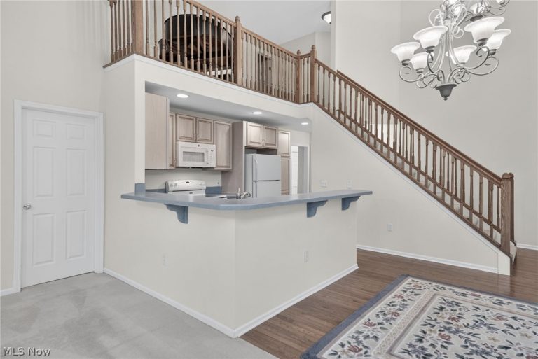 1284 Joshua Way, Medina, OH - Photo 5