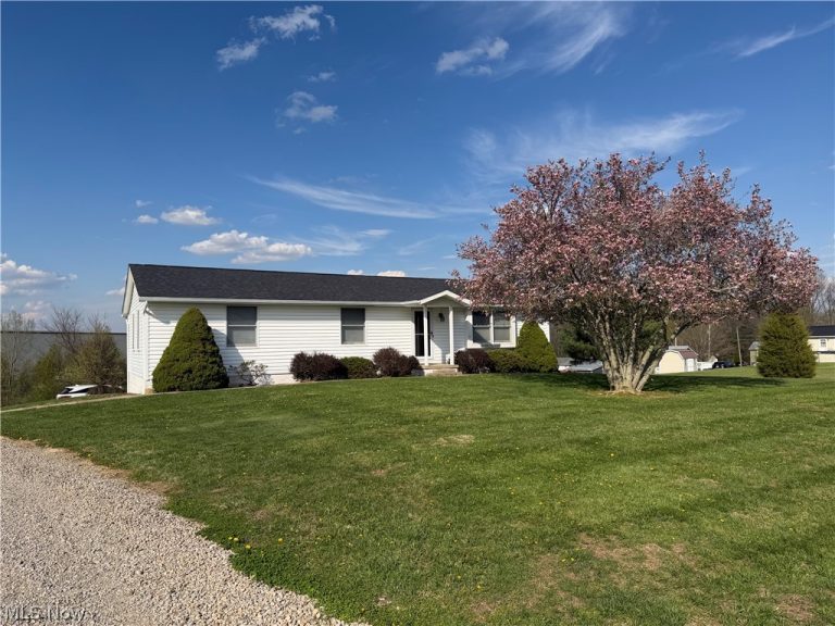 3585 Old Wheeling Road, Zanesville, OH - Photo 3