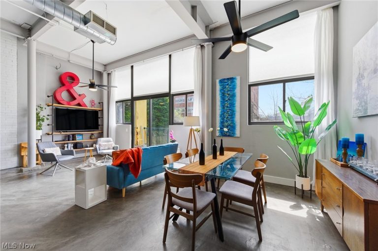 8205 Franklin Boulevard #3, Cleveland, OH - Photo 3