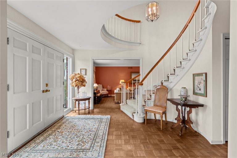 1222 Dearborn Drive, Akron, OH - Photo 8