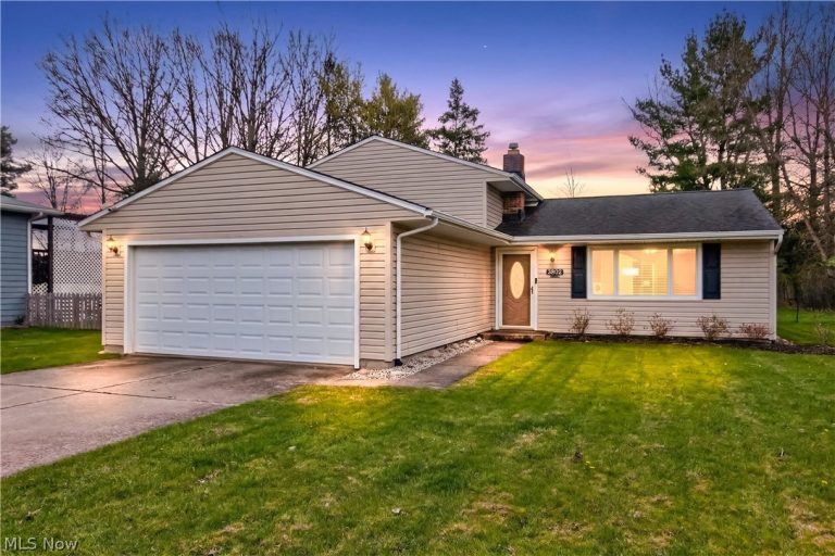 3802 Bramblewood Drive, Brunswick, OH - Photo 2