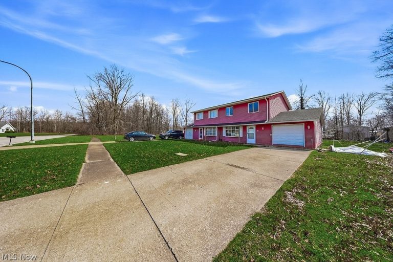 508 Wood Street, Elyria, OH - Photo 3
