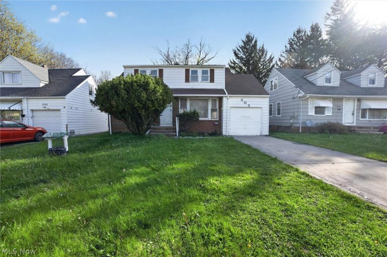 303 Green Road, South Euclid, OH - Photo 2