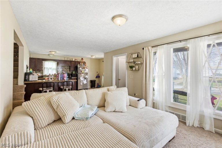 4242 Harwood Road, South Euclid, OH - Photo 8
