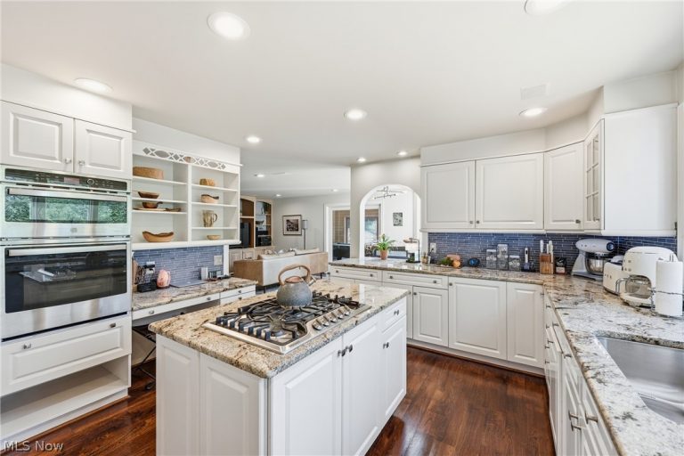 5700 Clingan Road, Struthers, OH - Photo 6