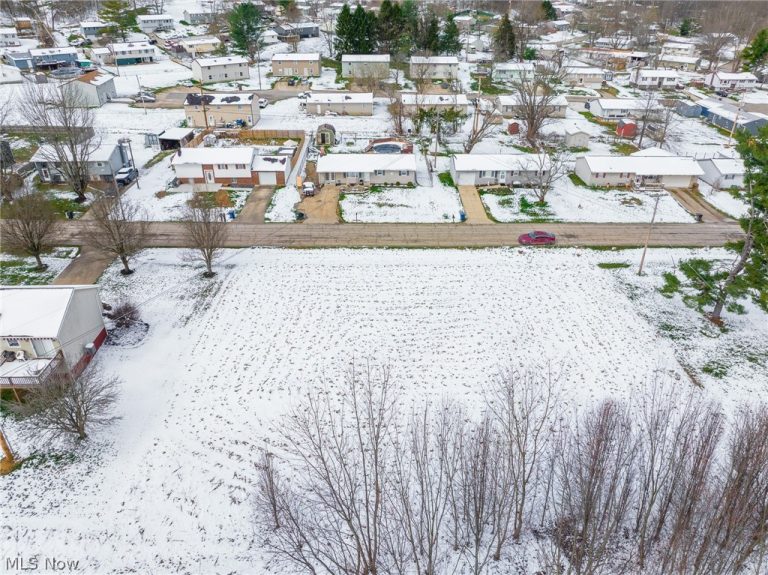 207 Meadowbrook Drive, Byesville, OH - Photo 3