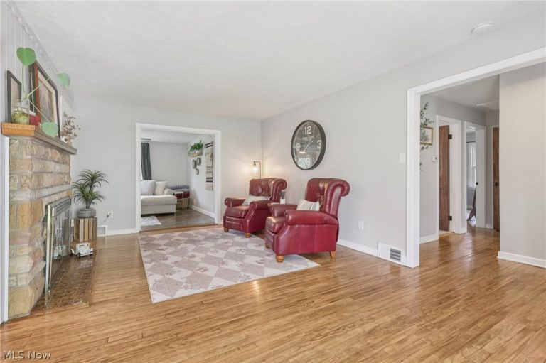162 Hawkins Avenue, Akron, OH - Photo 4