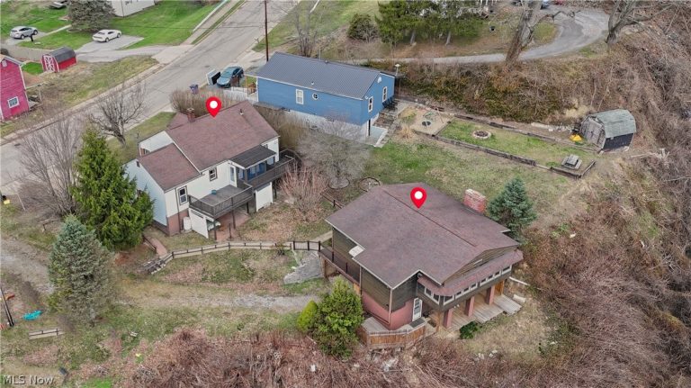 1212 Maine Boulevard, East Liverpool, OH - Photo 2
