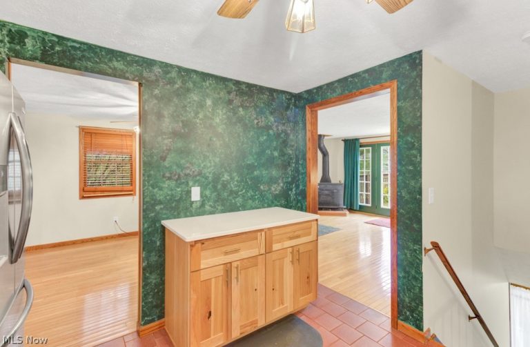 7 Choctaw Trail, Malvern, OH - Photo 8