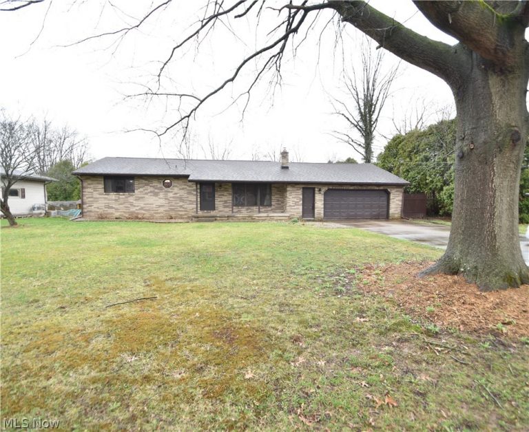 1675 Roosevelt Avenue, Niles, OH - Photo 2