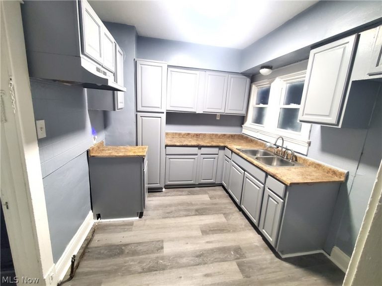 1140 144 Street, Cleveland, OH - Photo 8