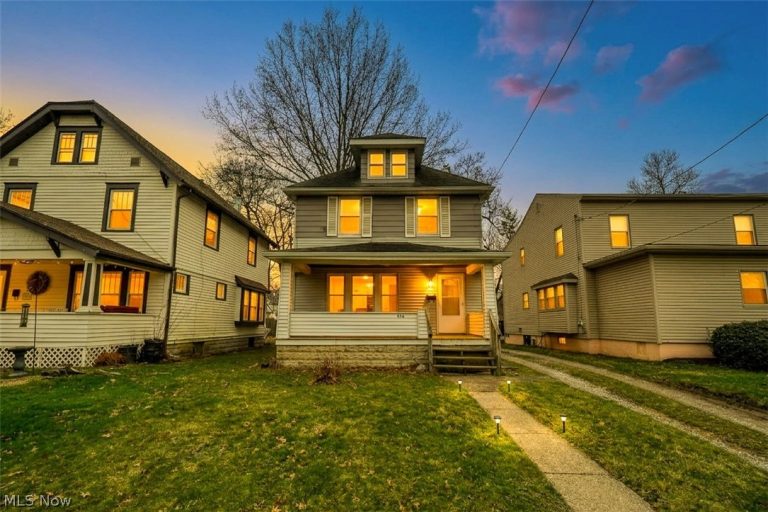 914 Delia Avenue, Akron, OH, 44320