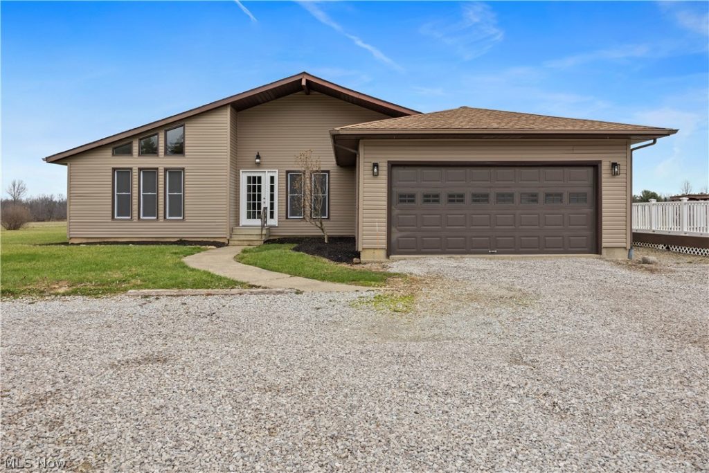 36220 Neff Road, Grafton, OH