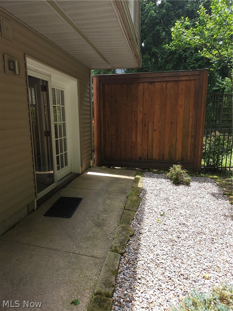 1382 9th Street, Cuyahoga Falls, OH - Photo 5