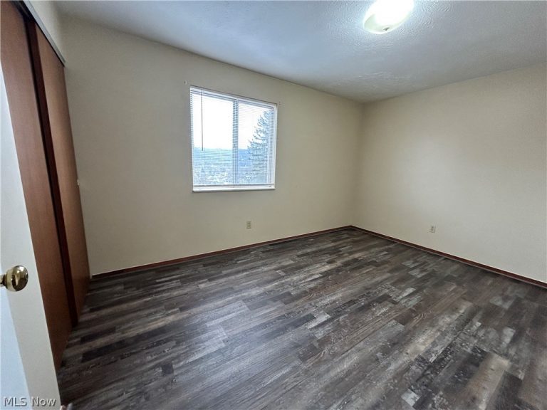 200 West 36th Street #32, Shadyside, OH - Photo 7