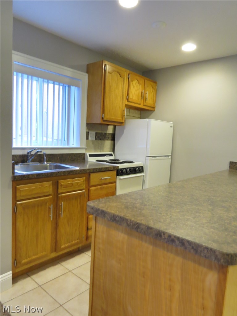 1675 Woodward Avenue #3, Lakewood, OH - Photo 8